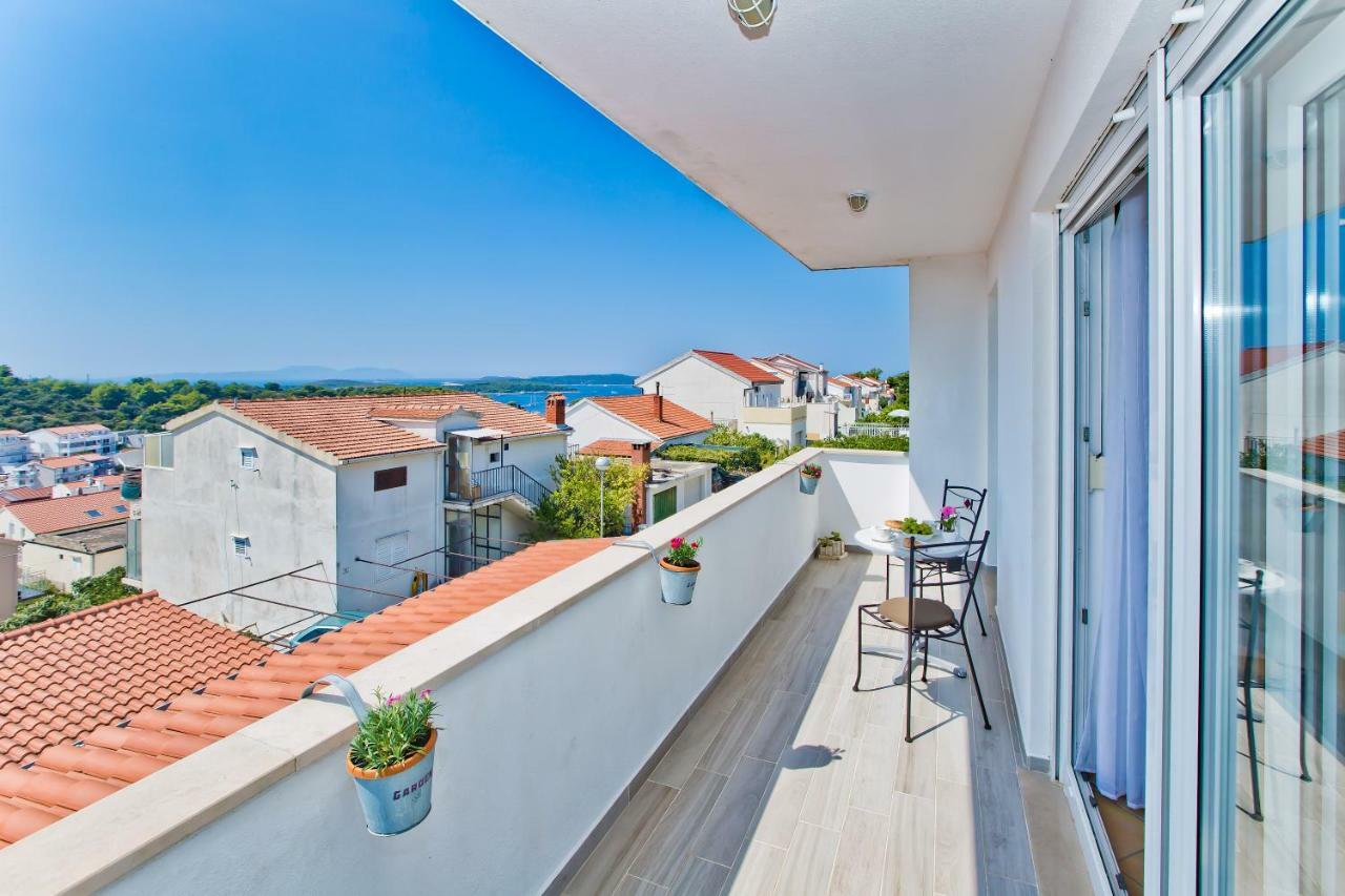 Apartament Hvar 8 Min To The *