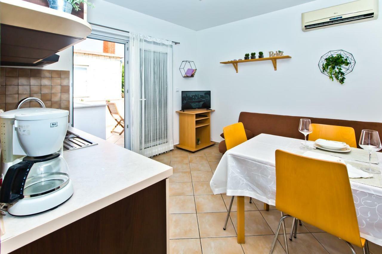 Hvar 8 Min To The Apartman
