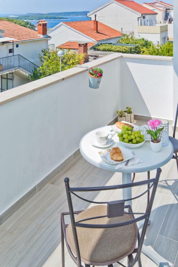 Hvar 8 Min To The Apartman *