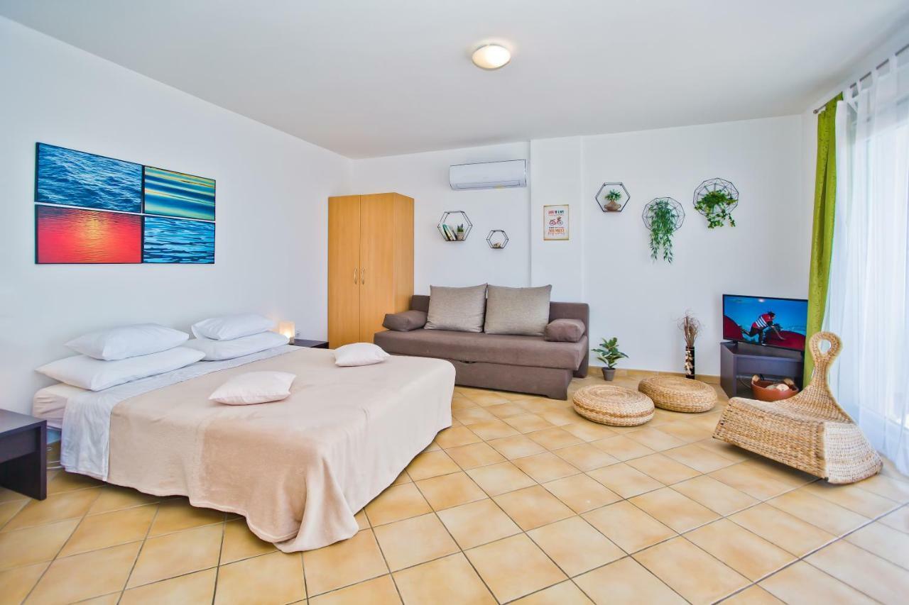 Apartman Hvar 8 Min To The *