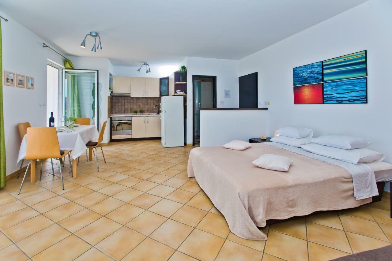 Apartman Hvar 8 Min To The